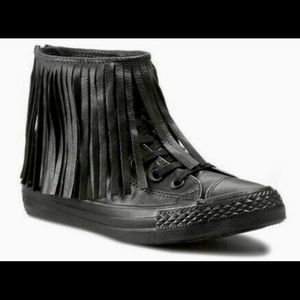 RARE leather fringe converse👟